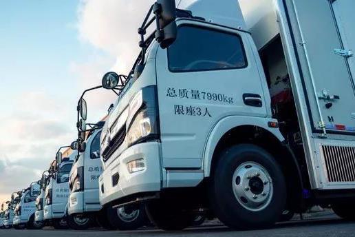 上海申龙交付氢能源物流车，助力氢能源汽车产业发展