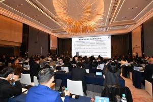 中国工程院院士衣宝廉：燃料电池汽车现状、愿景与氢源