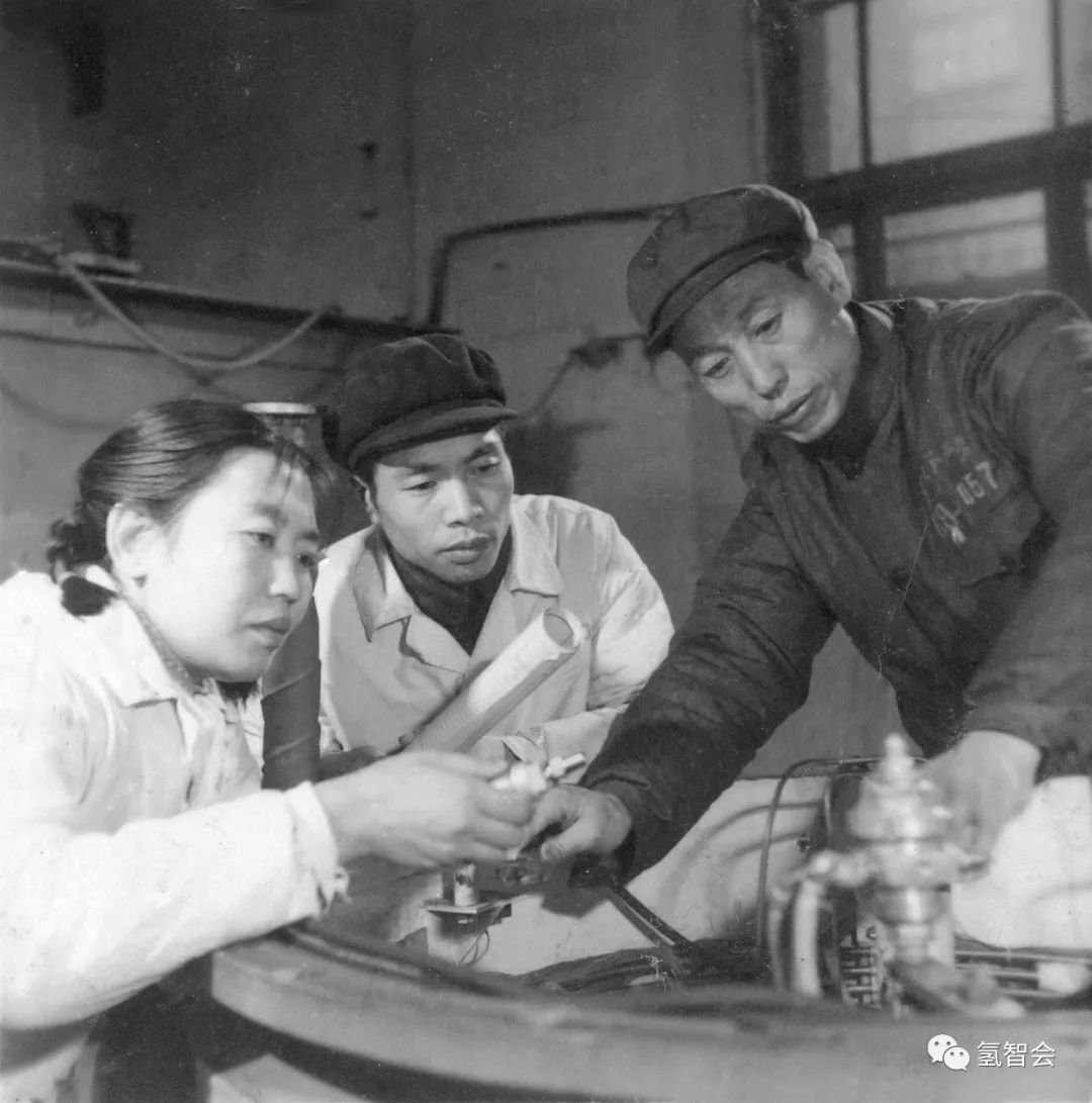 衣宝廉：做国家的一枚燃料电池，发光发热